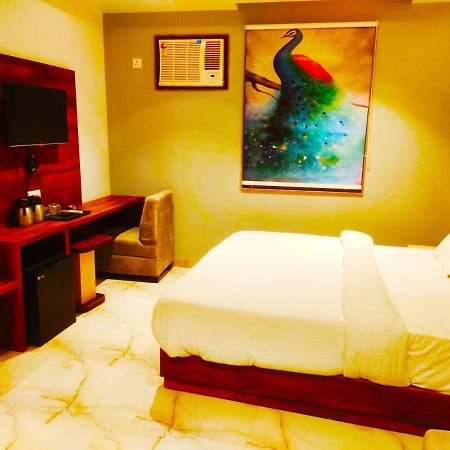 ניו דלהי Hotel The Nilsa מראה חיצוני תמונה