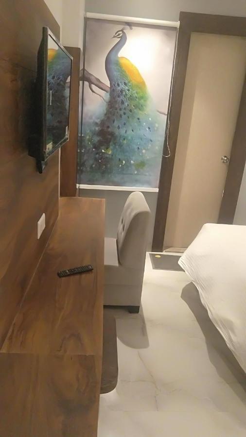 ניו דלהי Hotel The Nilsa מראה חיצוני תמונה