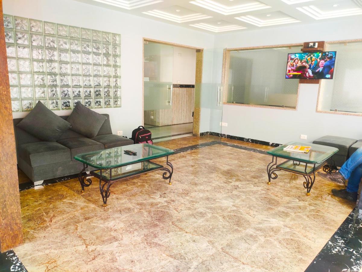 ניו דלהי Hotel The Nilsa מראה חיצוני תמונה